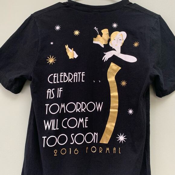 Roaring 20's Theta Phi Alpha Black & Gold V-Neck T-Shirt Short Sleeve Size Small - Picture 4 of 8